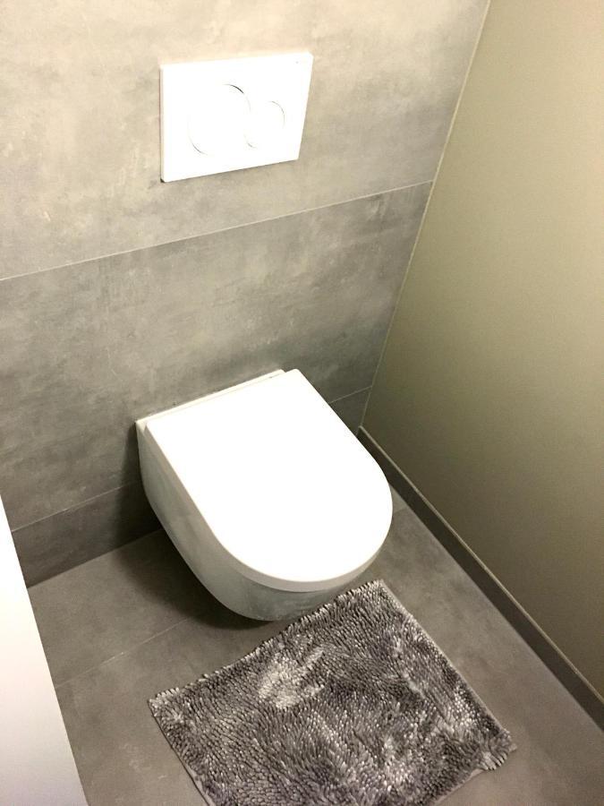 One - One Seven Apartman Koblenz  Kültér fotó